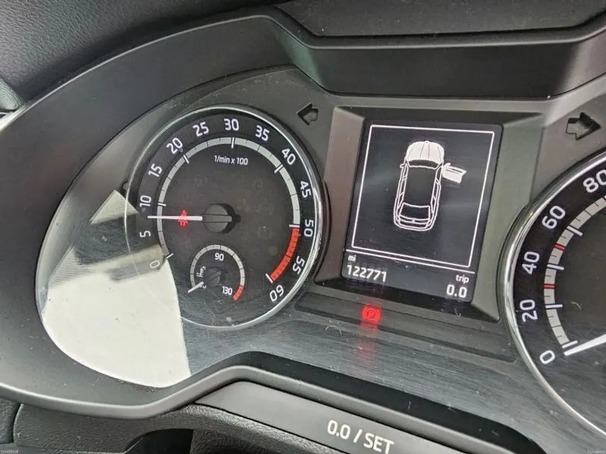 2017 Skoda Octavia - Image 3