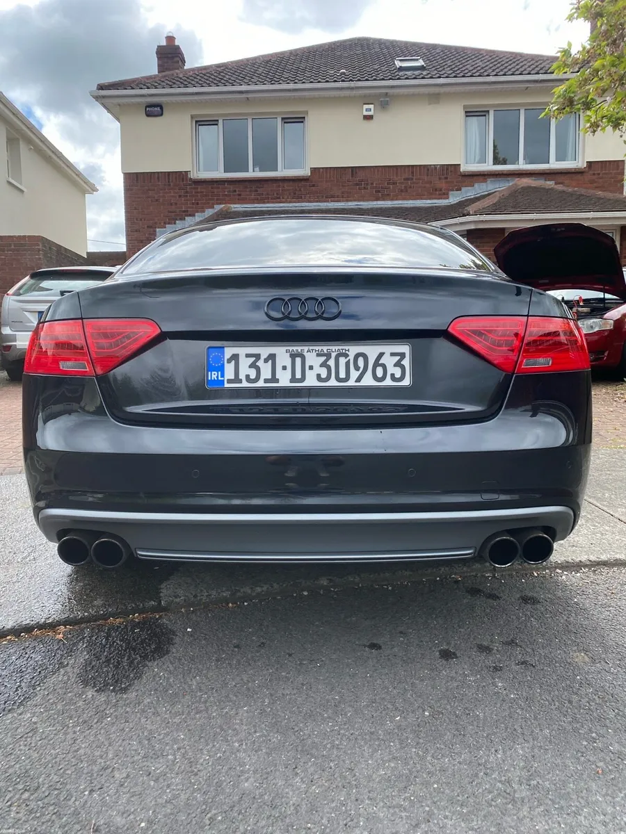 Audi A5 2.0 TDI BLACK EDITION 177BH - Image 4