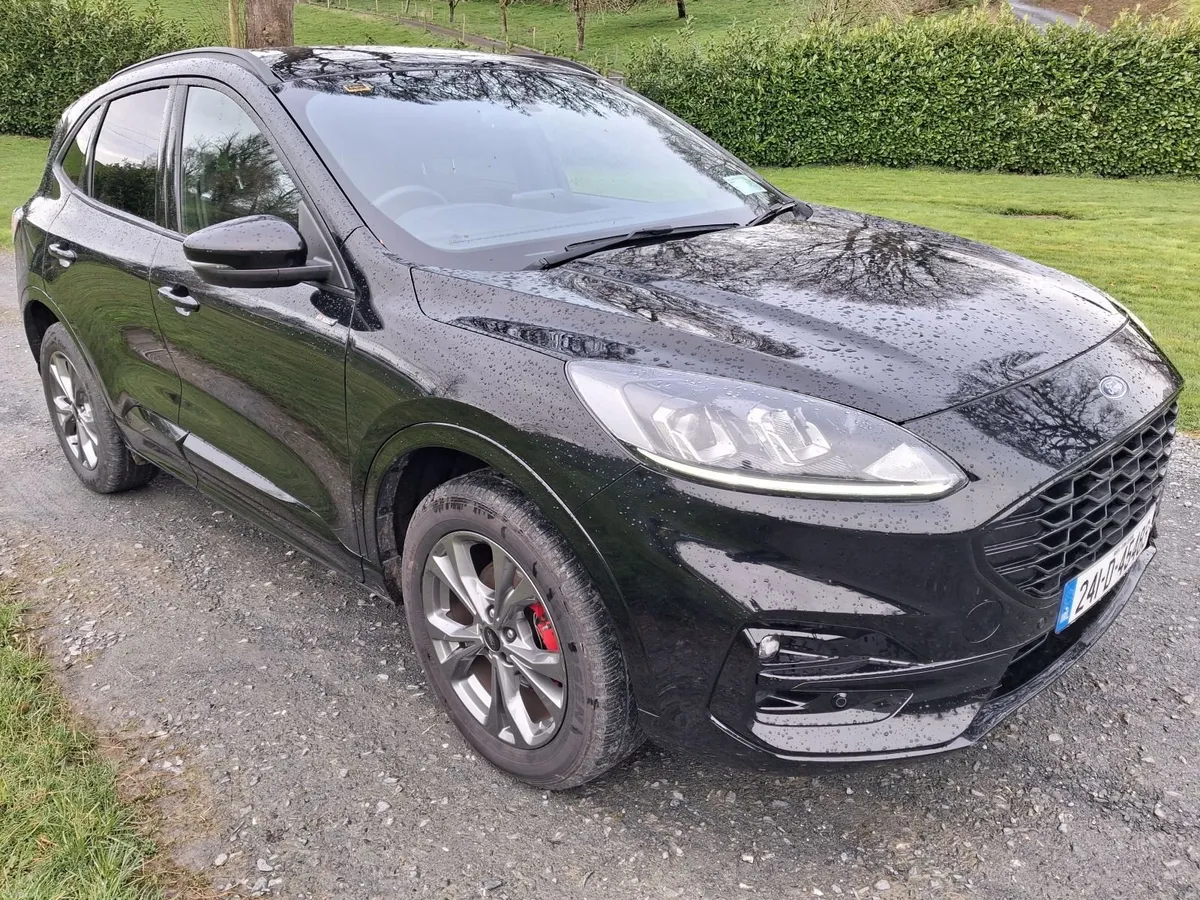 241 FORD KUGA ST-LINE 2.5 PHEV AUTOMATIC - Image 1