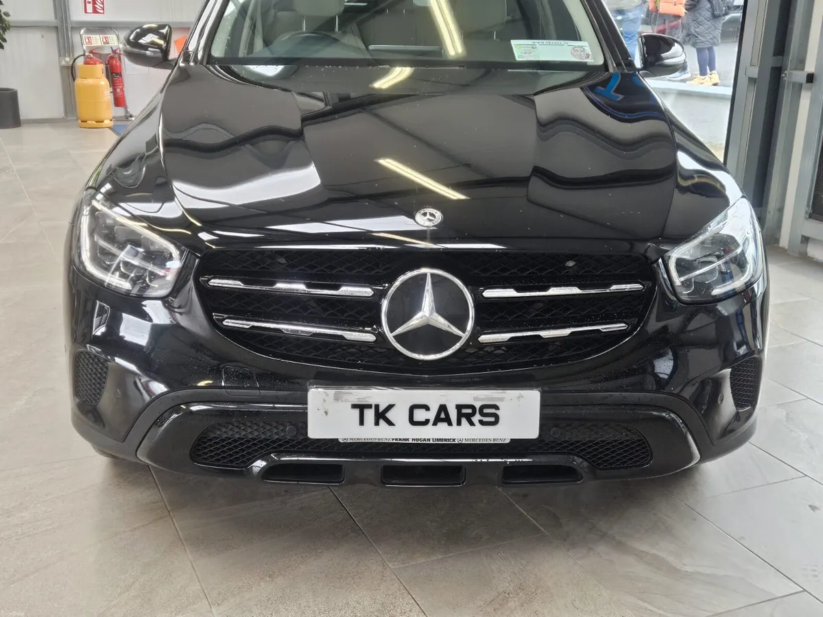 212 MERCEDES BENZ GLC - Image 4