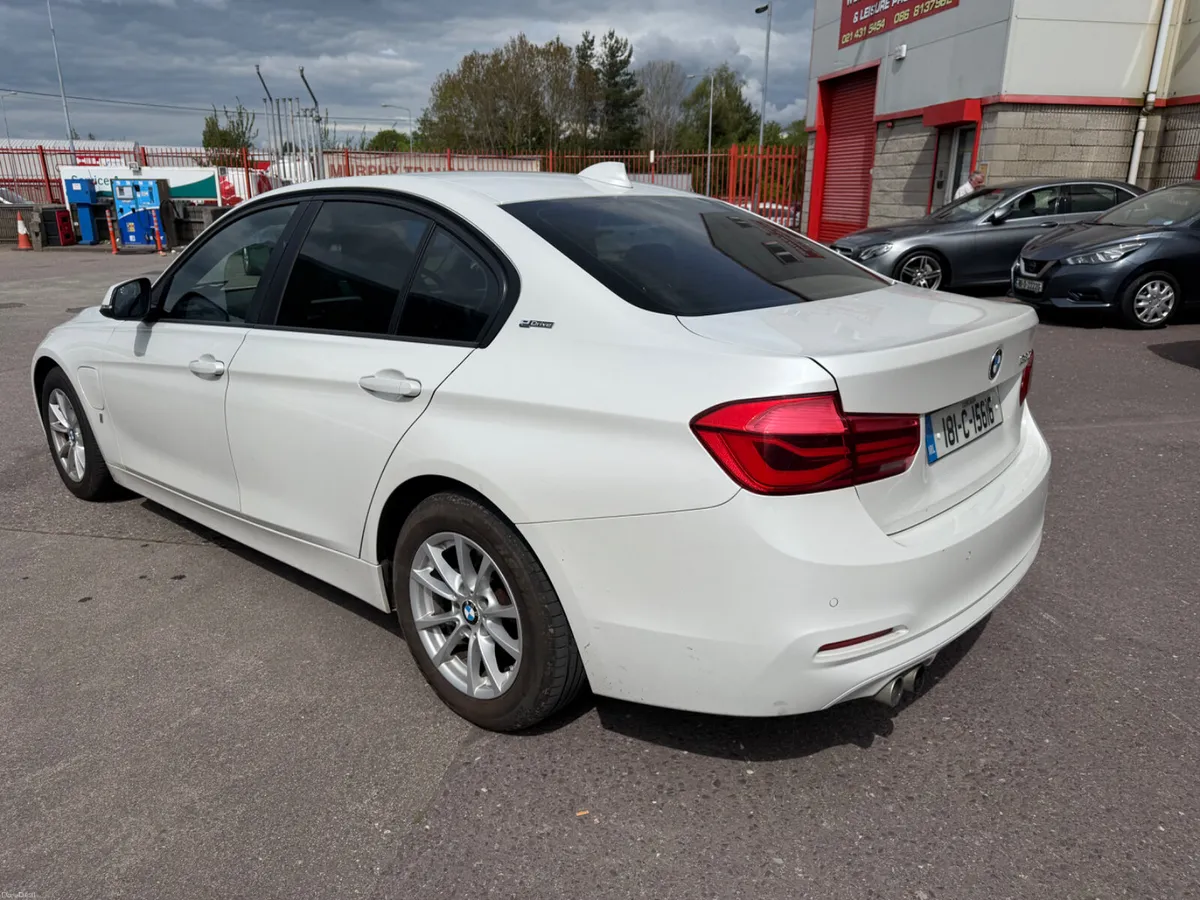 2018 BMW 3 SERIES - Image 4