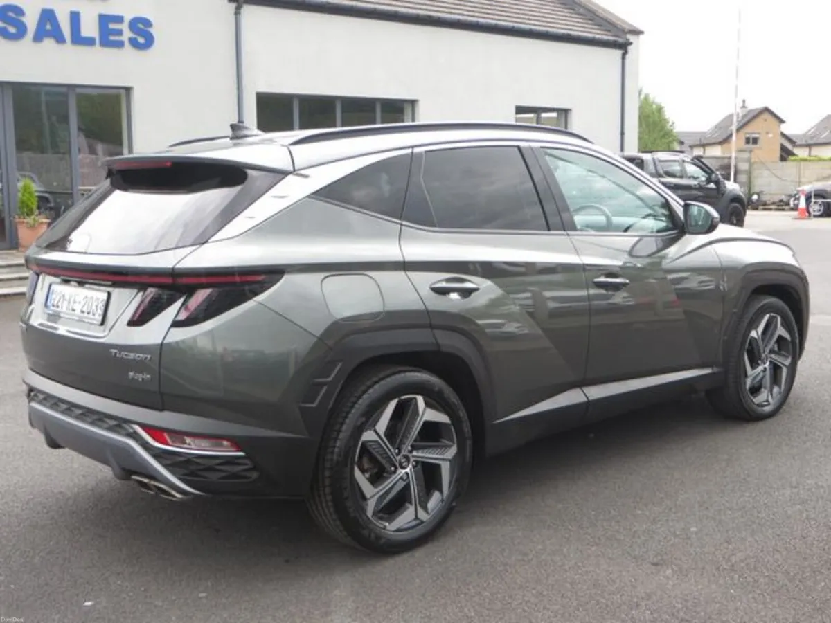Hyundai Tucson Executive Plus PHEV Hybrid plug-in - Image 3
