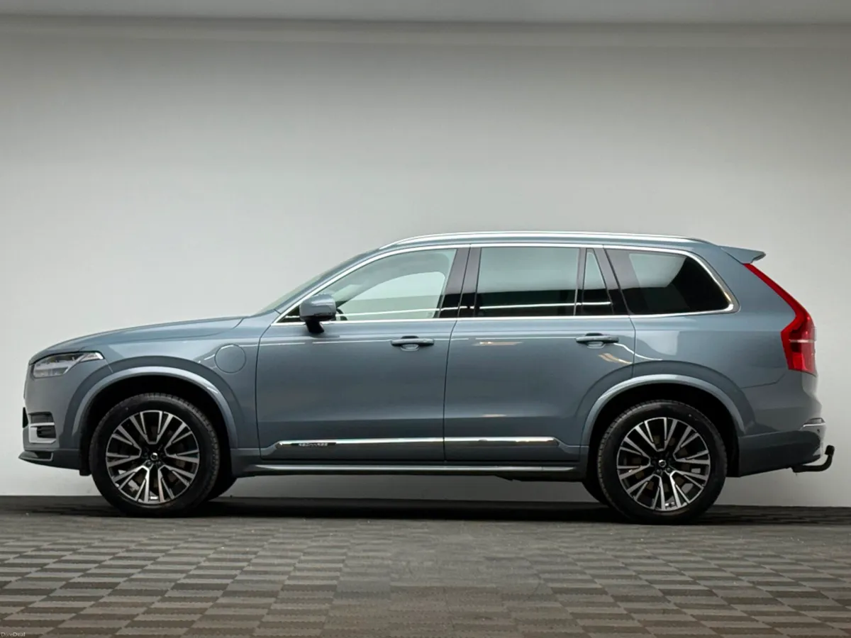 Volvo XC90 CORE T8 2.0 PHEV AWD *7 SEATER* - Image 4