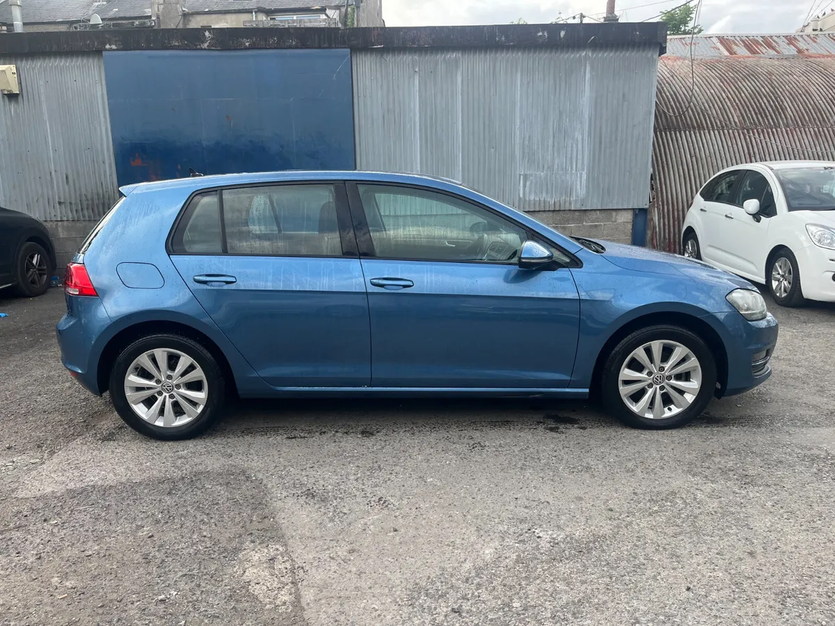 2015 VOLKSWAGEN GOLG COMFORTLINE AUTOMATIC - Image 2