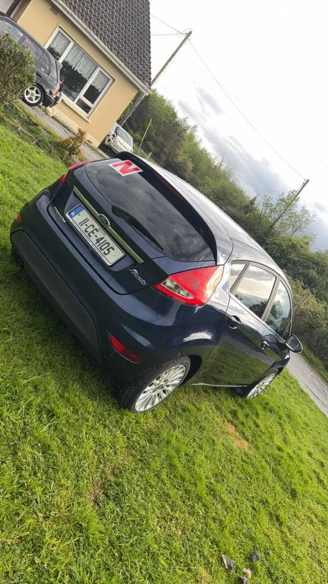 Ford Fiesta Titanium - Image 2