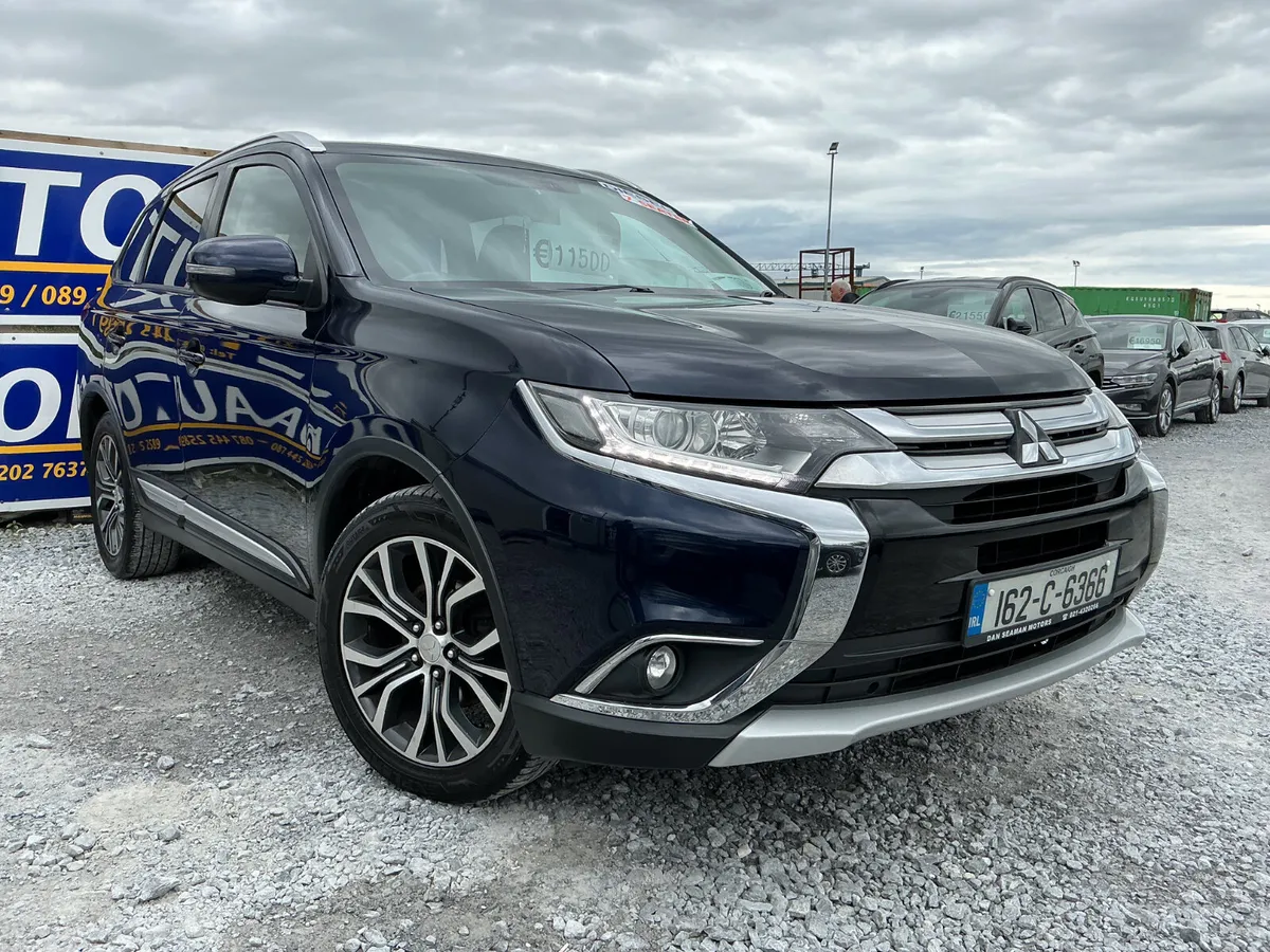 2016 MITSUBISHI OUTLANDER 4X4 7 SEATER SPOTLESS - Image 1