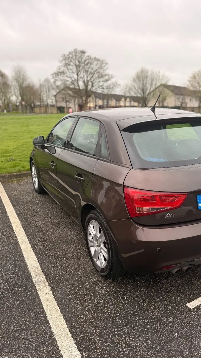 Audi A1 2012 - Image 2