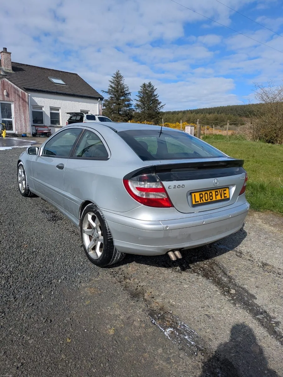 Mercedes-Benz C-Class 2008 - Image 3