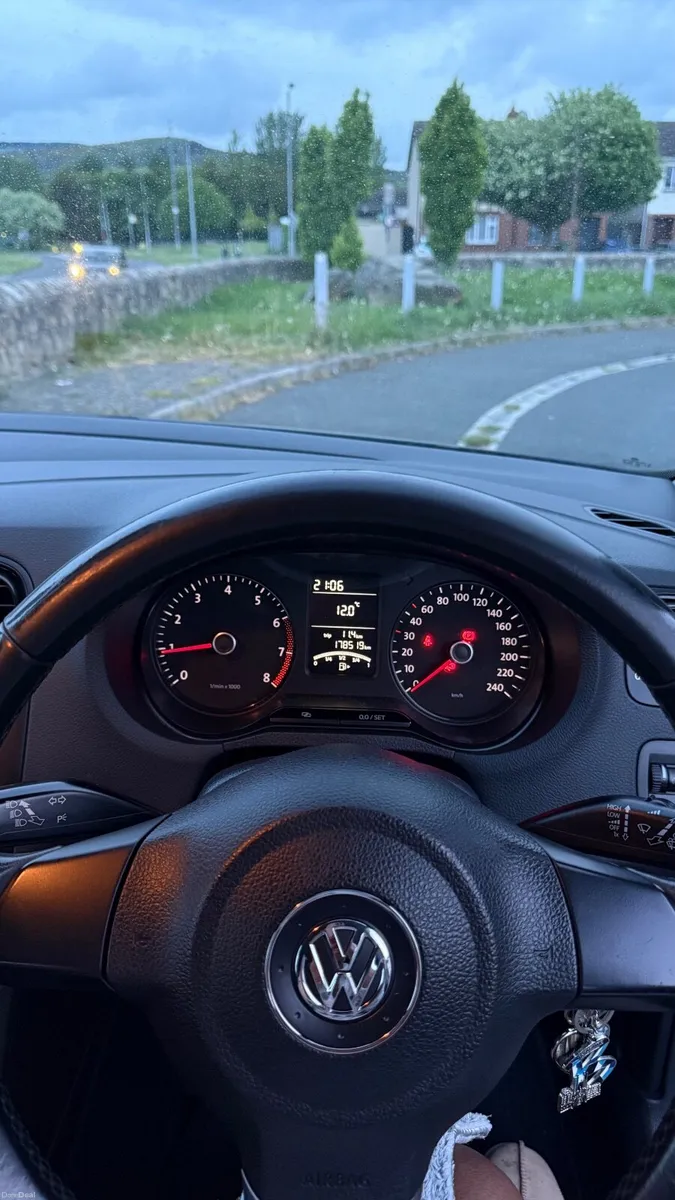 131 Volkswagen Polo 1.2 - Image 2