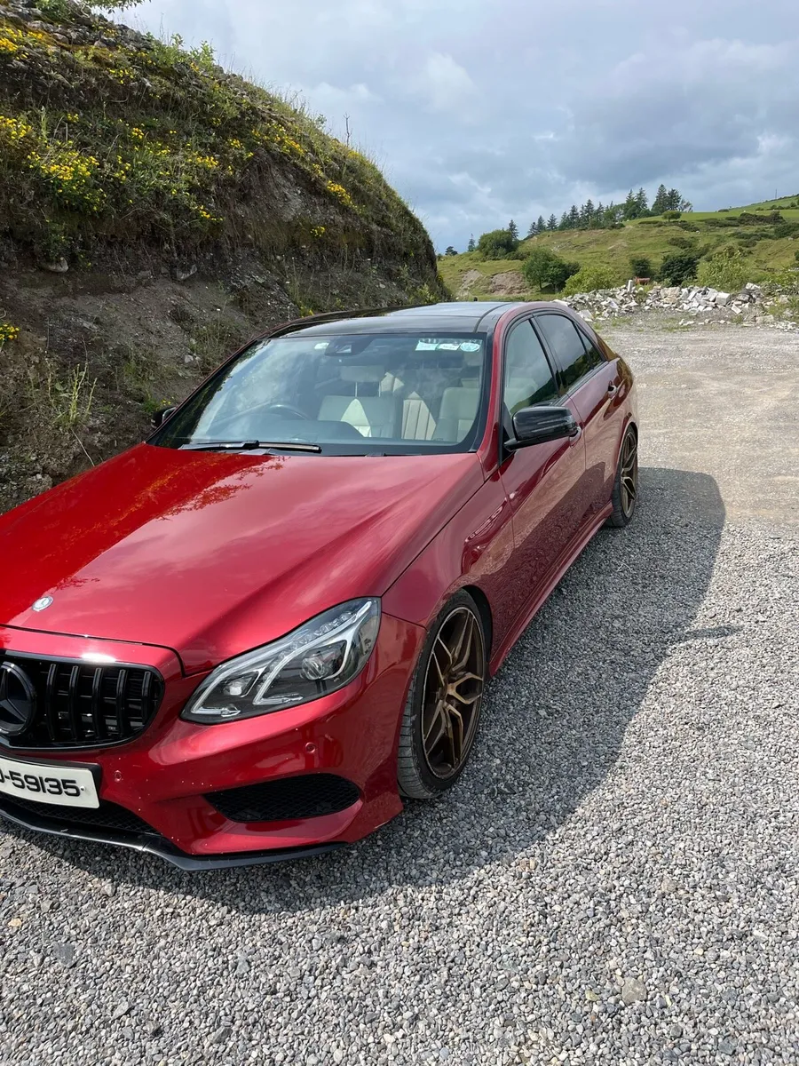 Mercedes e220 amg night edition 161 - Image 4