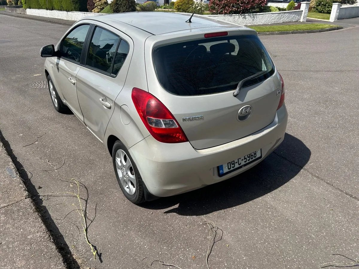 Hyundai i20 2009  1.2 petrol New nct - Image 2