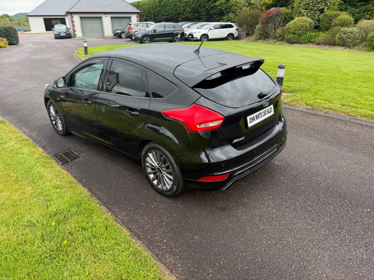 Ford Focus ST Line TDCI - Image 3