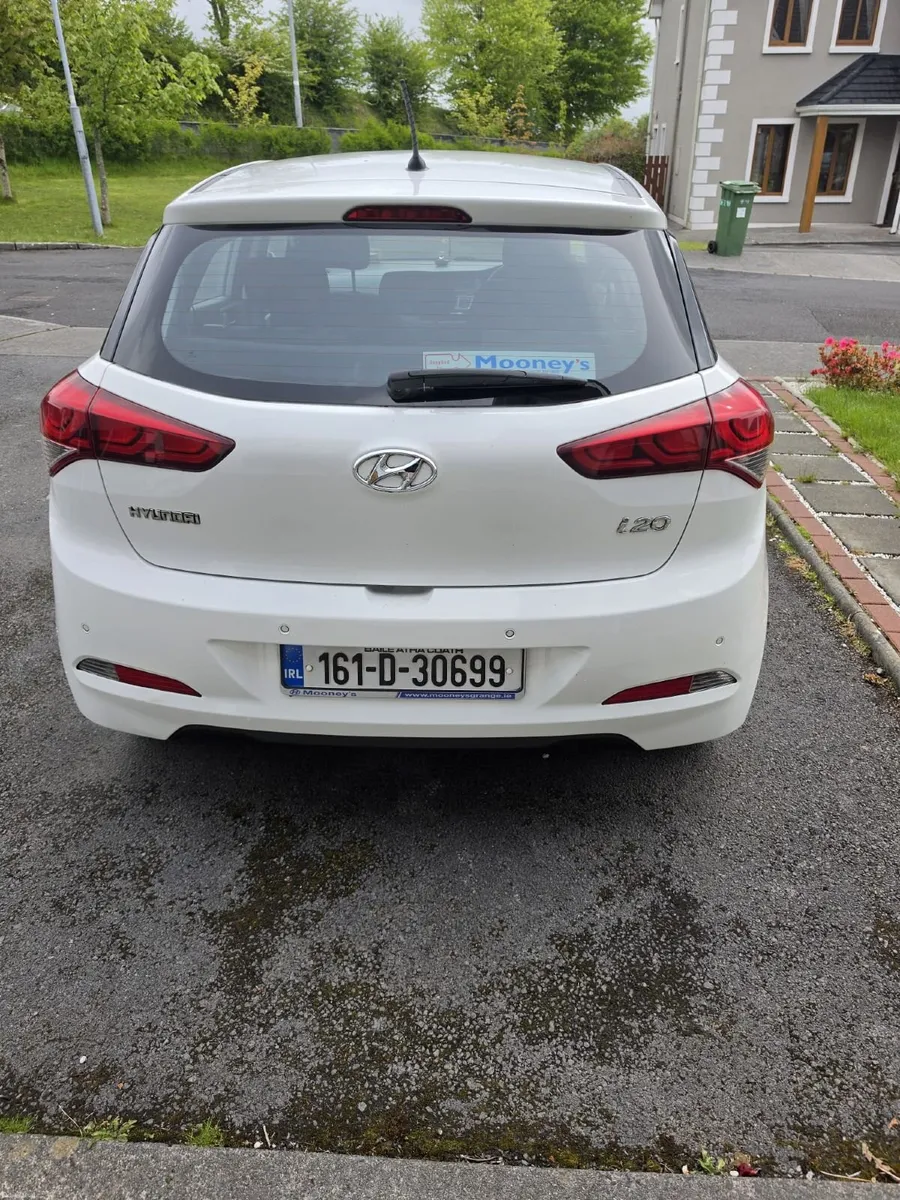 Hyundai i20 2016 - Image 2