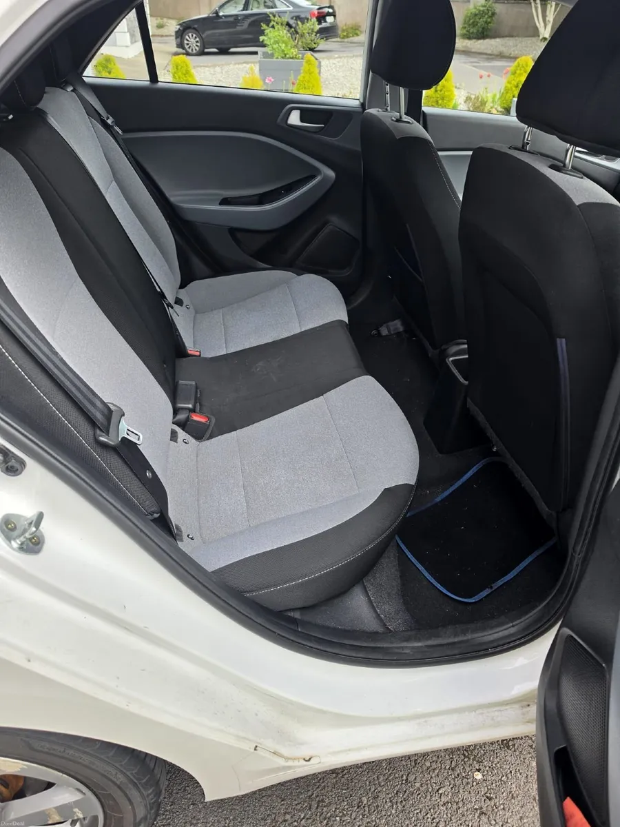 Hyundai i20 2016 - Image 3