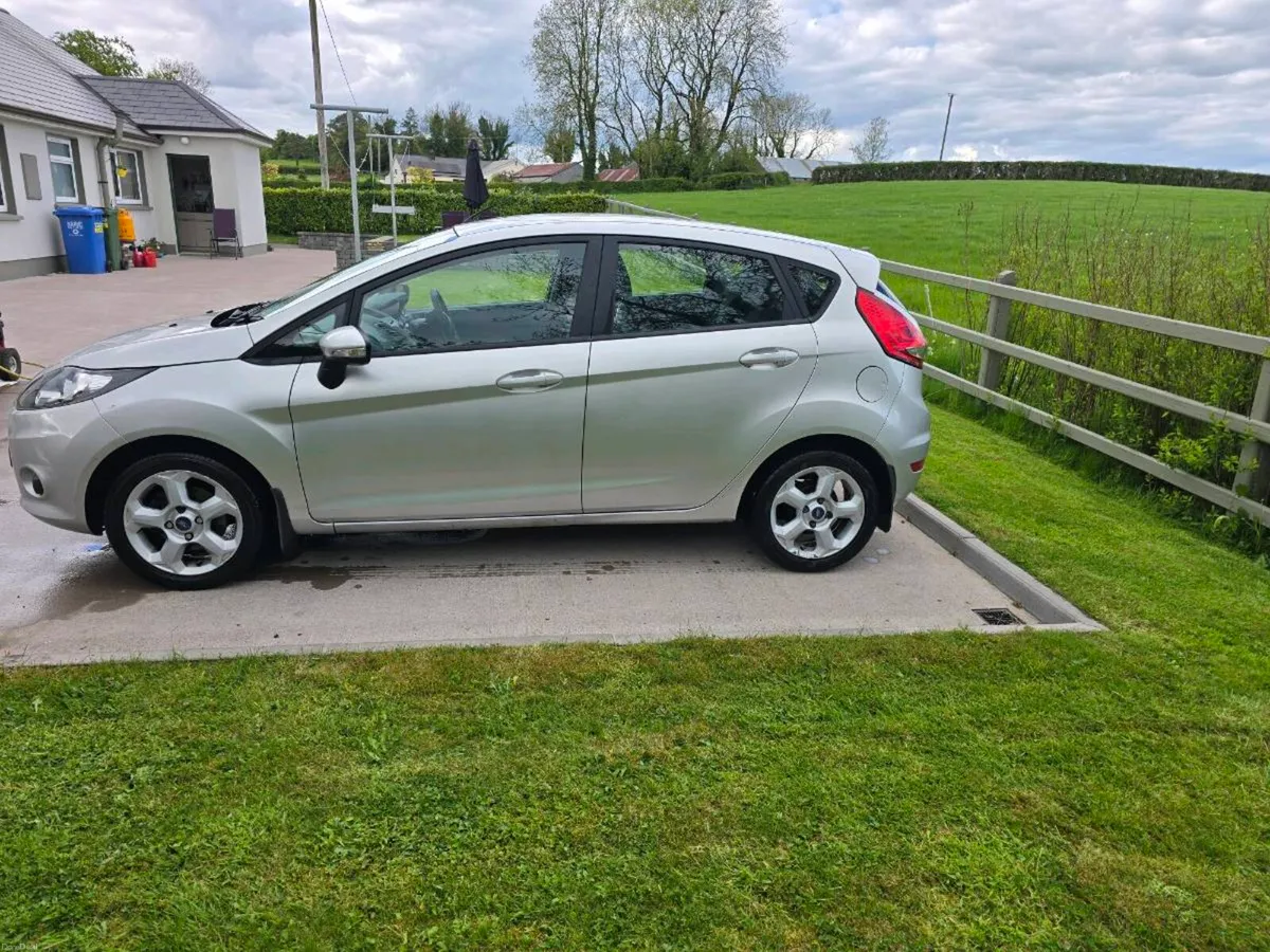 Ford fiesta - Image 3
