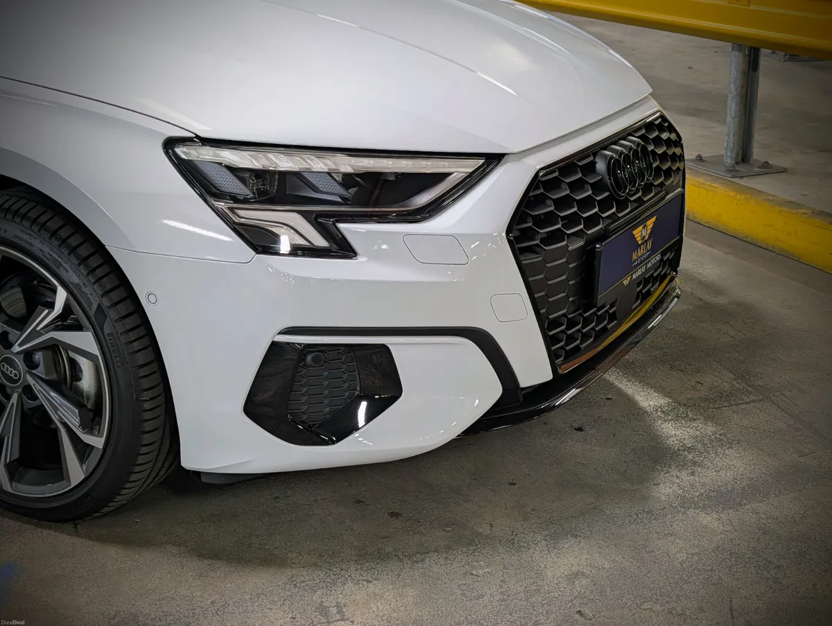 2024 Audi A3 SB 30 TFSI S-Tronic Signature Edition - Image 6