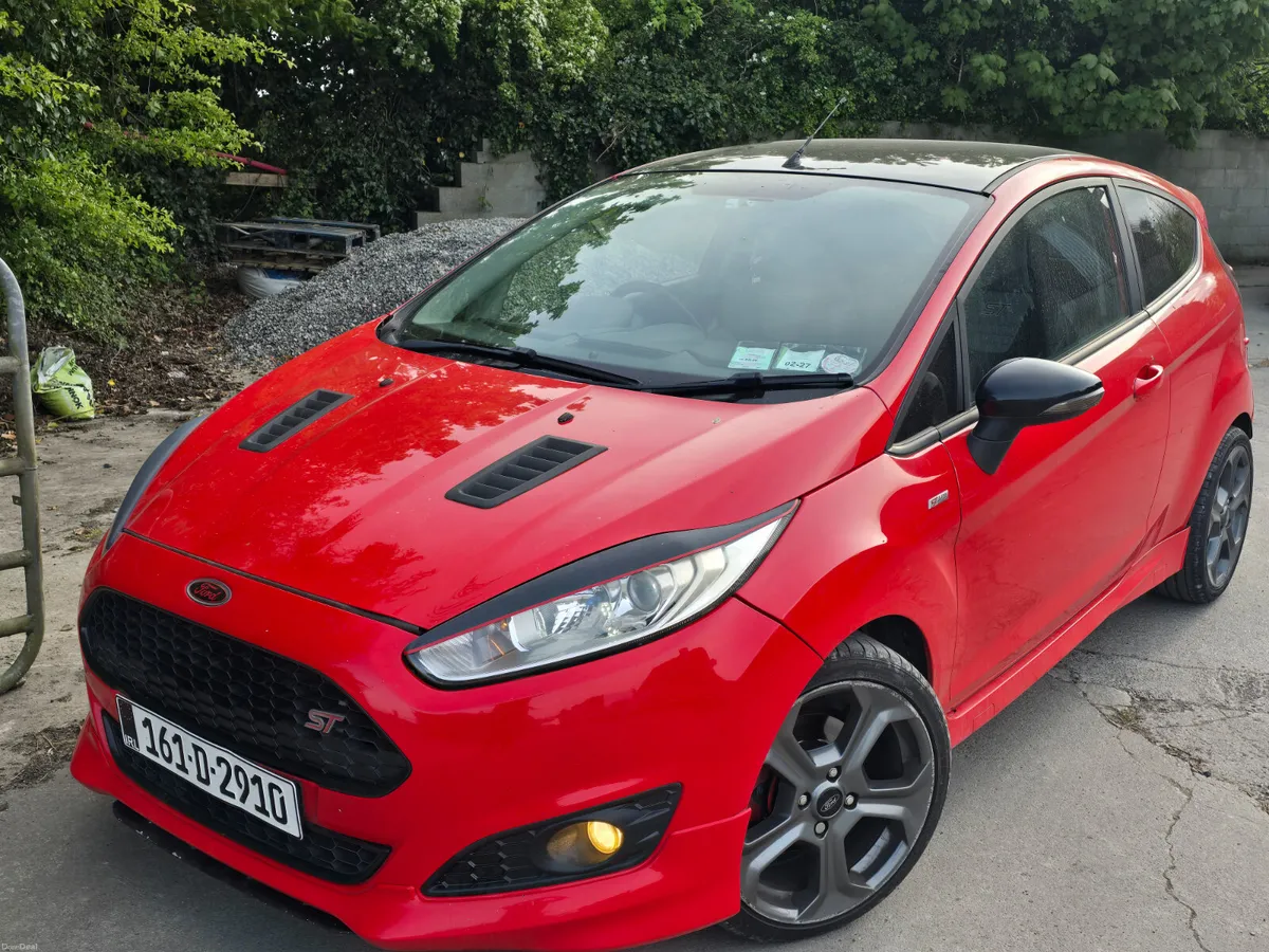 €5900 Ford Fiesta 2016 petrol 1.0L ⛽️ €5900 - Image 2