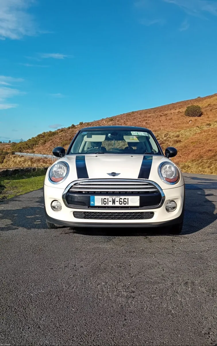 Mini Cooper 2016 - Image 1