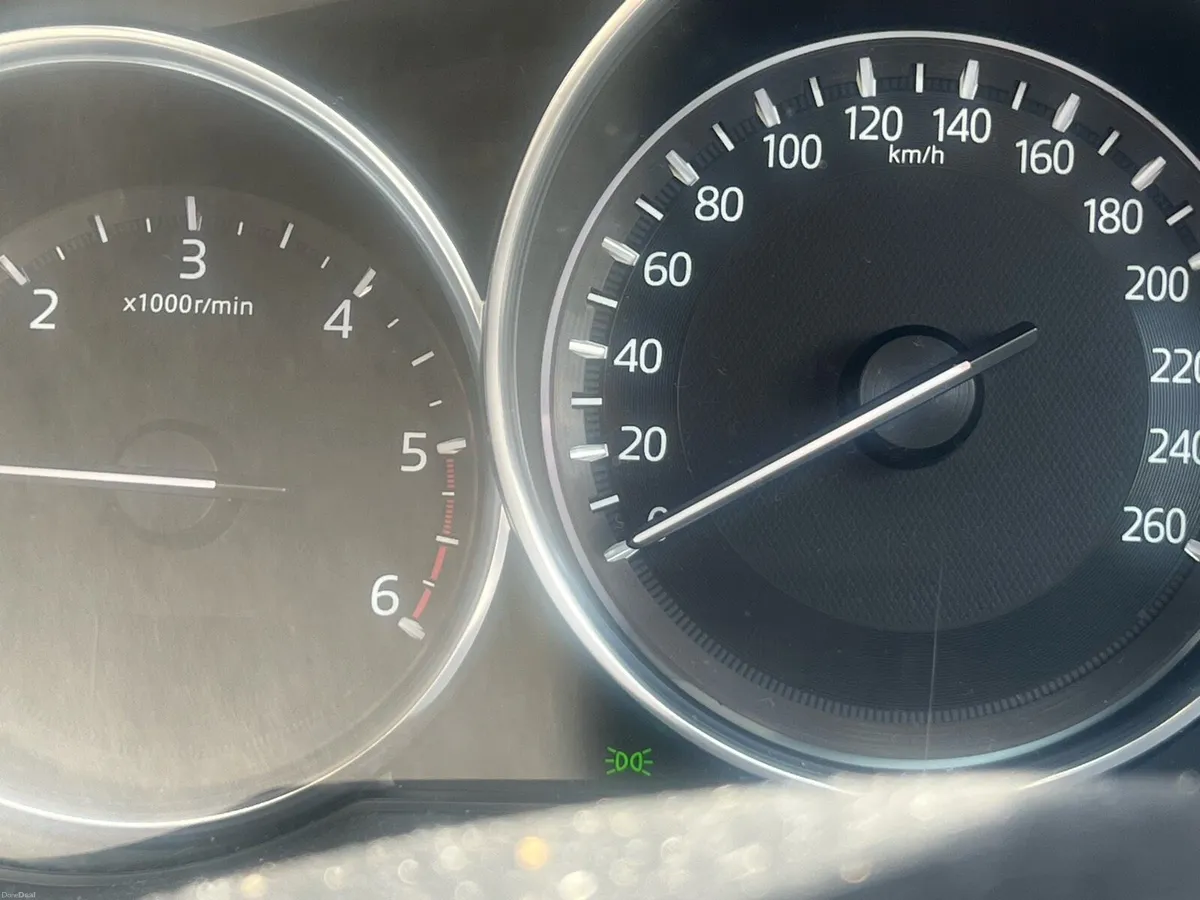 Car - Image 3