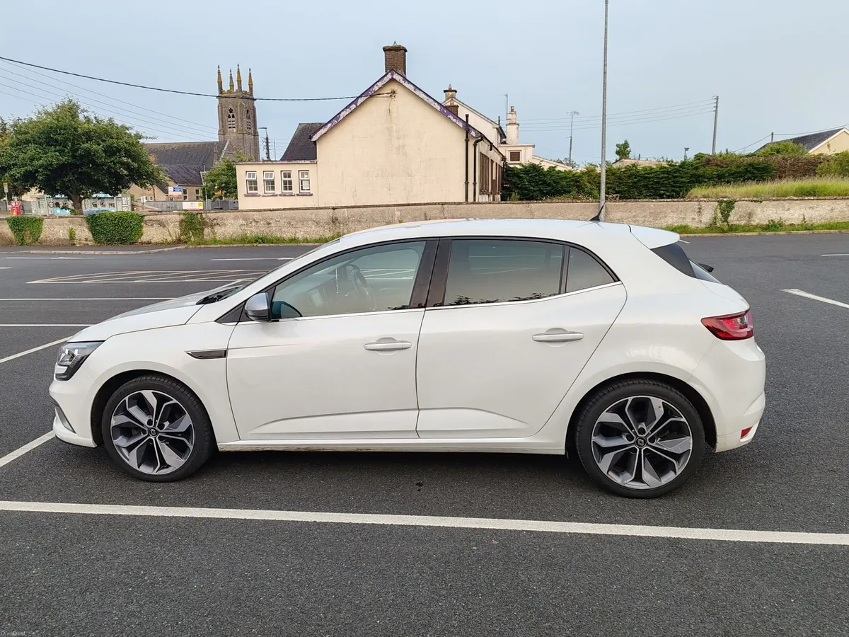Renault Megane 2019 - Image 3
