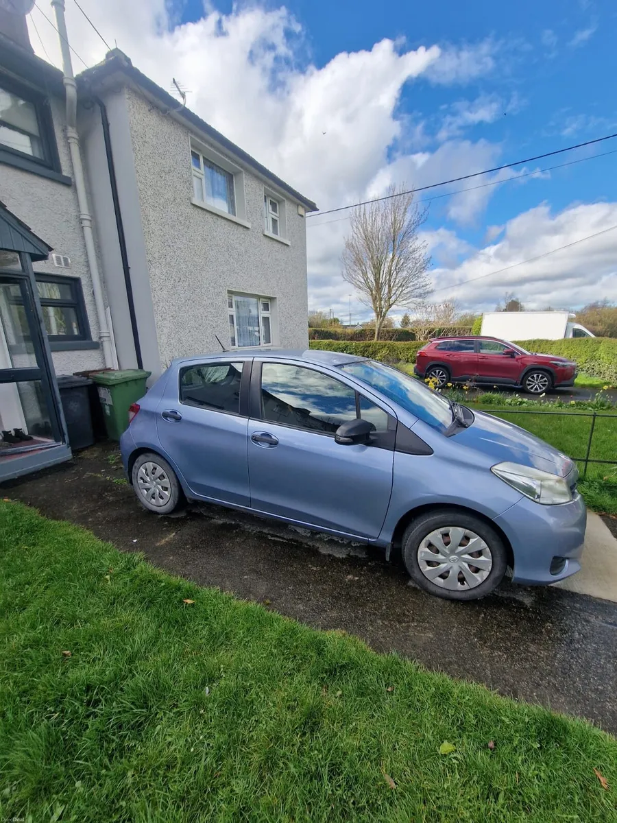2012 yaris tax+nct - Image 2