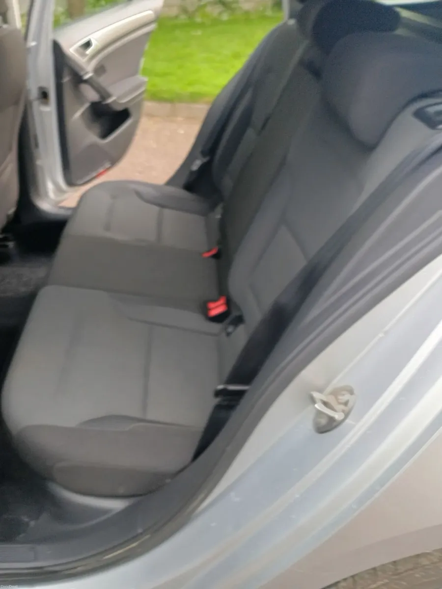 Volkswagen Golf 2016 - Image 2