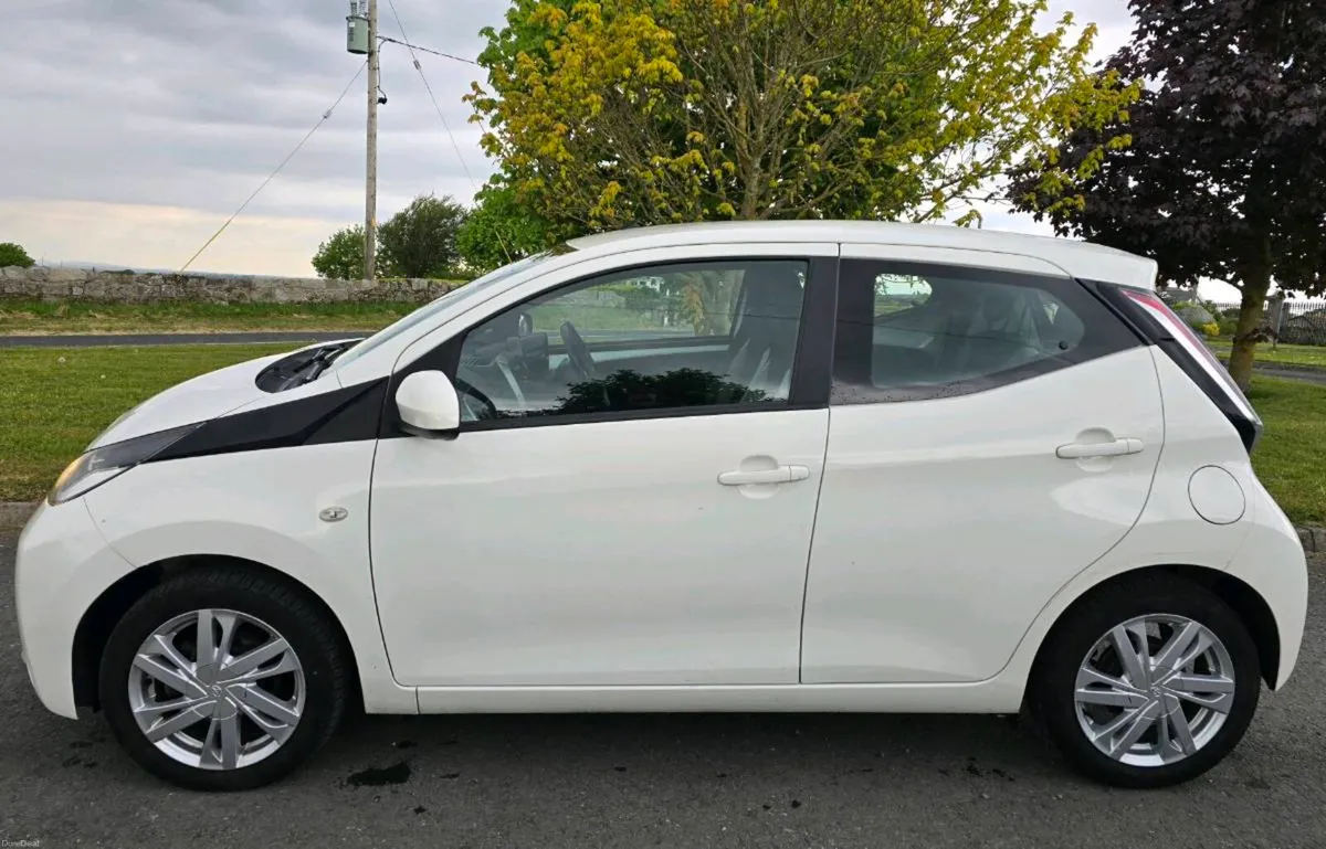 2017 Toyota Aygo 1.0 X-Play One Owner NCT FEB 2027 - Image 3