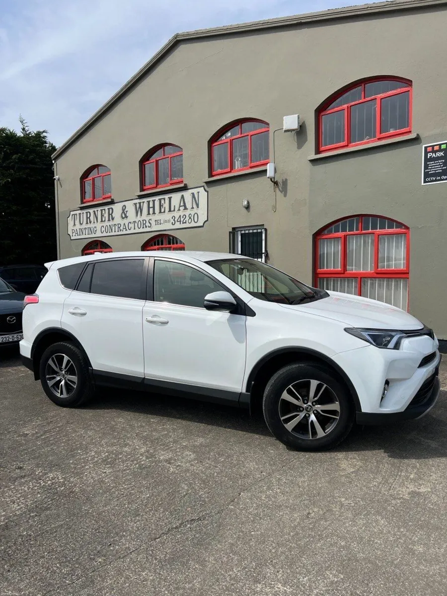 Toyota RAV4 2017 - Image 3