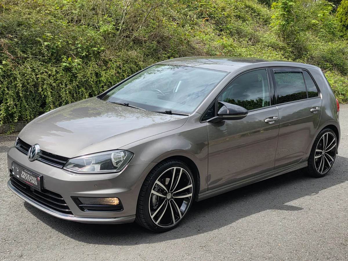 152 VW GOLF R-LINE 1.6 TDI MANUAL - Image 4