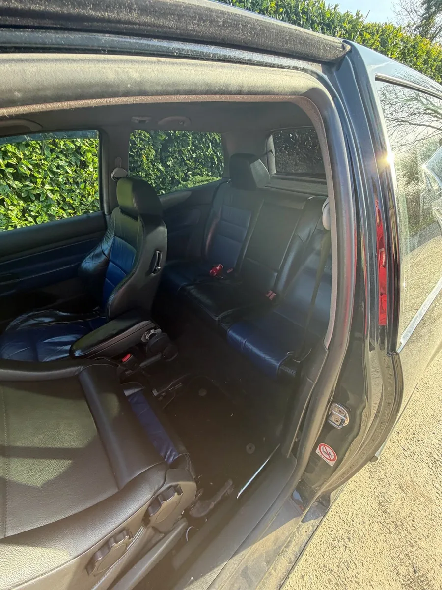 Volkswagen Golf - Image 4