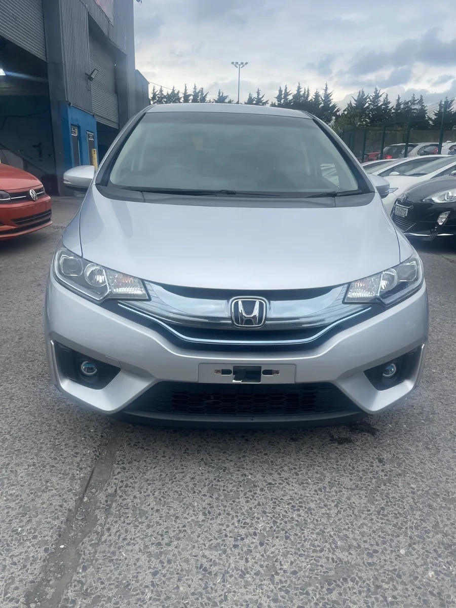 Honda fit hybrid automatic leather spec - Image 2