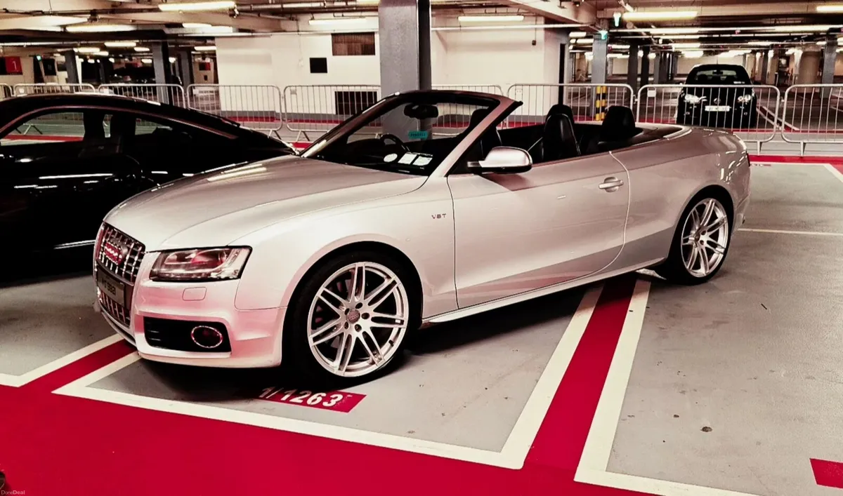 Audi S5 2011 - Image 1