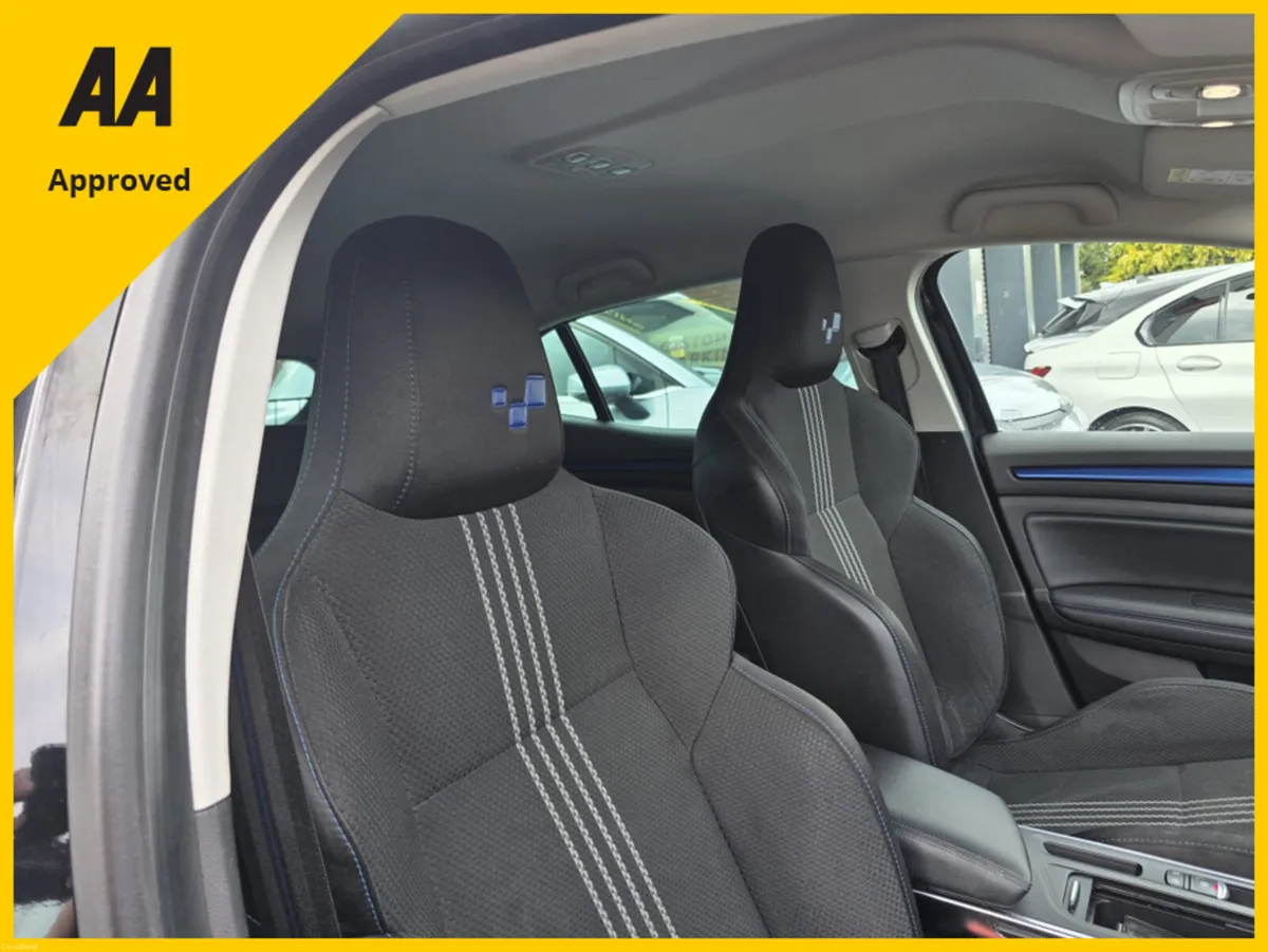 Renault Megane IV GT LINE NAV DCI 110 4DR - Image 2