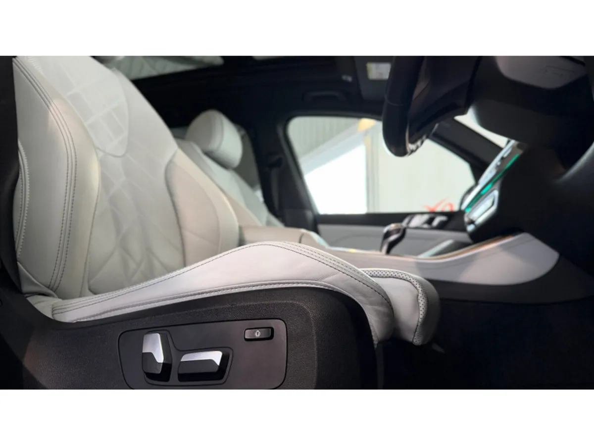 BMW X5 XDRIVE45E M SPORT - Image 4