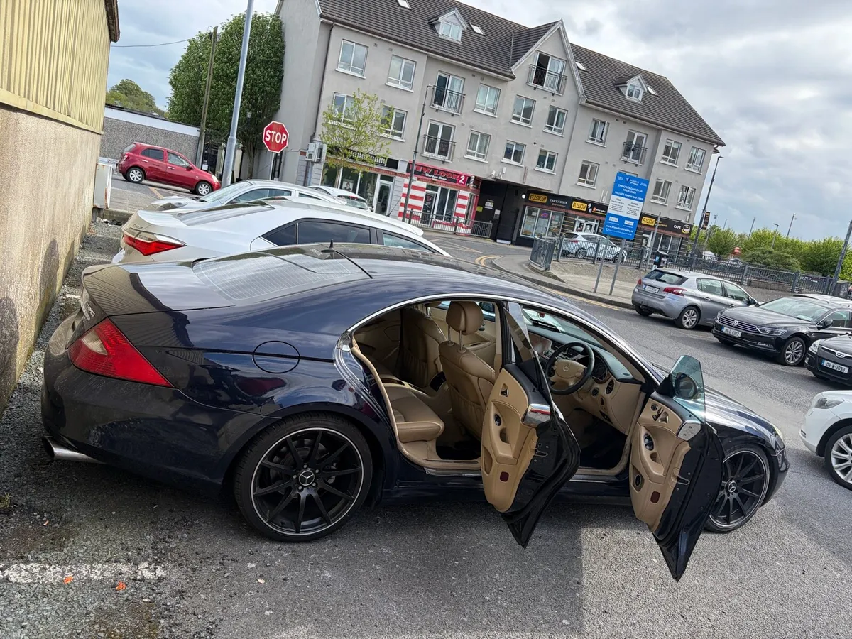 Mercedes Benz CLS - Image 3