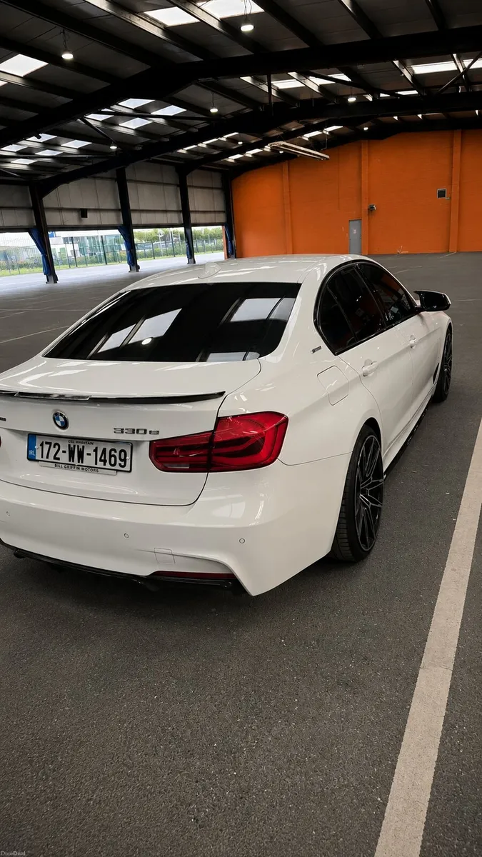 2017 Diamond white bmw 330 e - Image 2