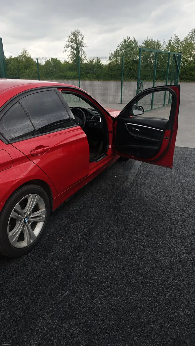 BMW 318d 2.0 Diesel Automatic - Image 2