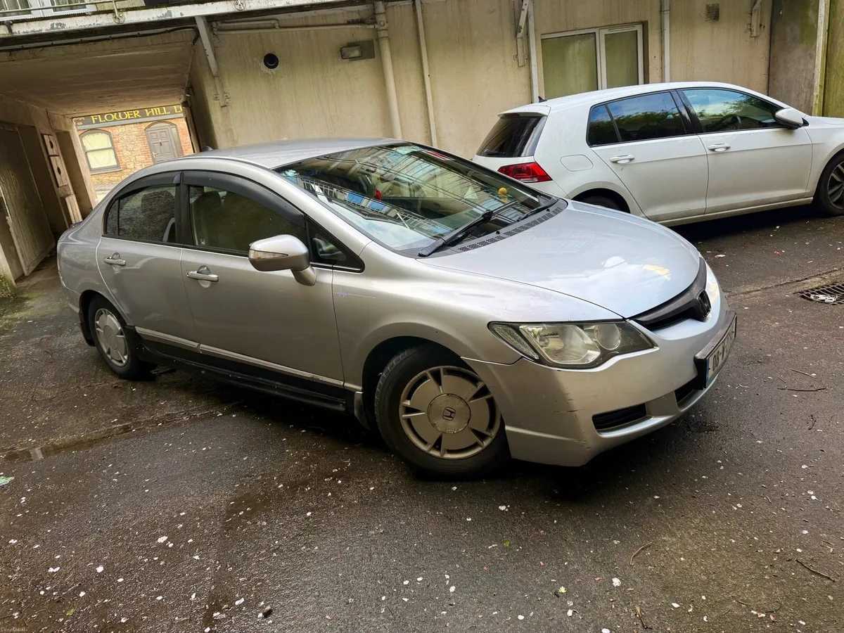 Honda civic 1.3 hybrid - Image 3