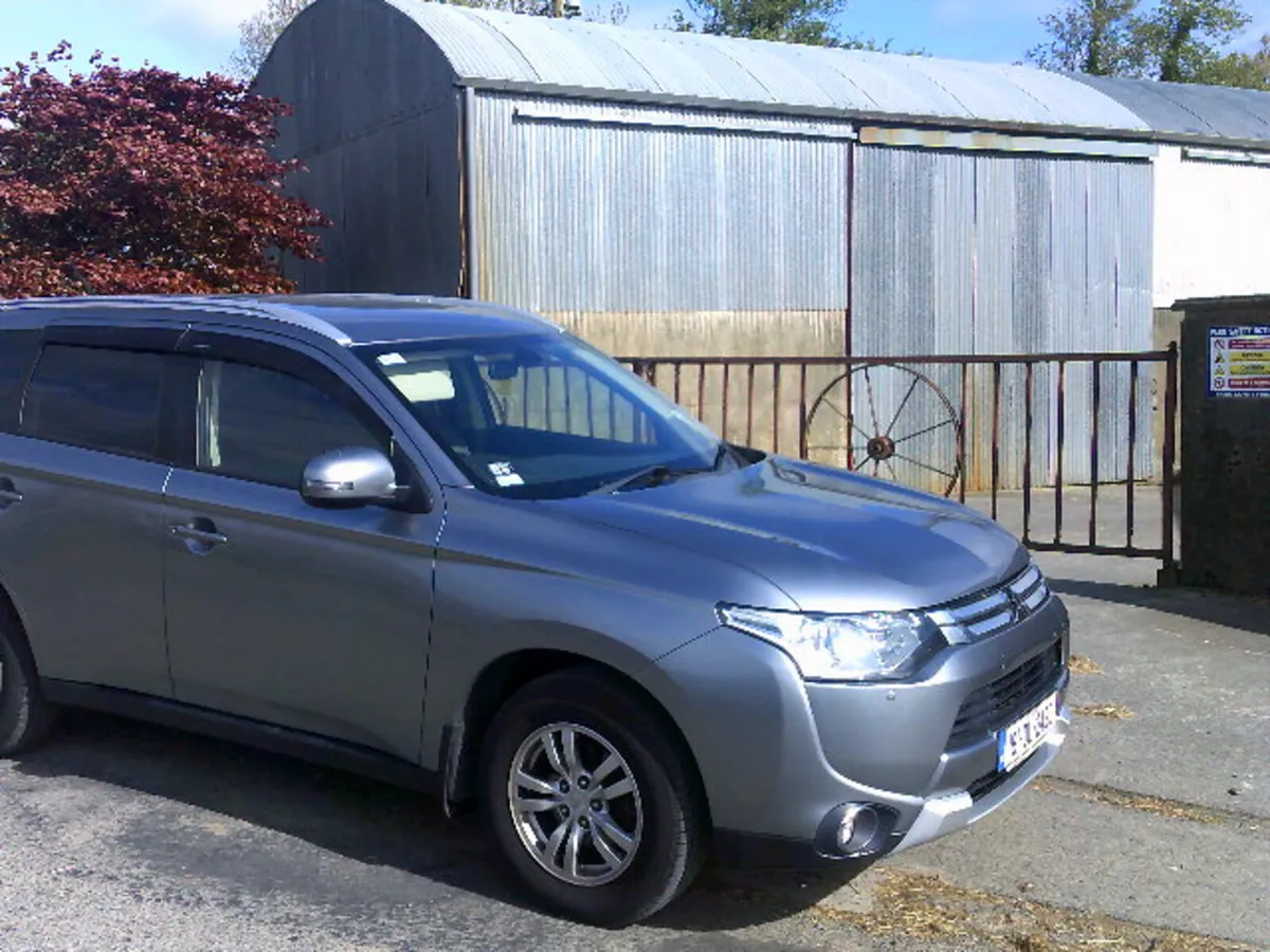 Mitsubishi Outlander 2015 - Image 1