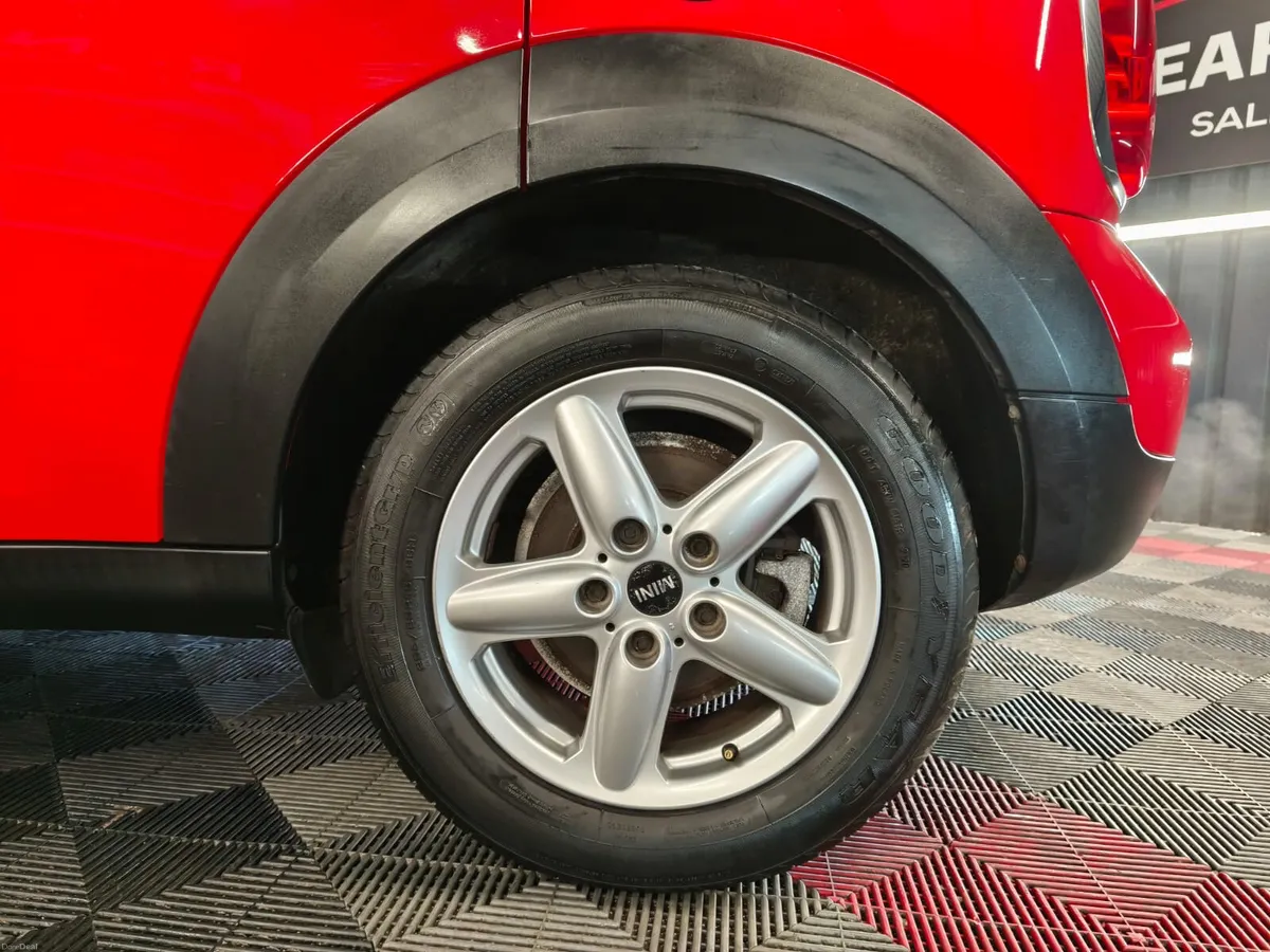 2012 Mini Cooper Countryman 1.6 Manual - Image 2