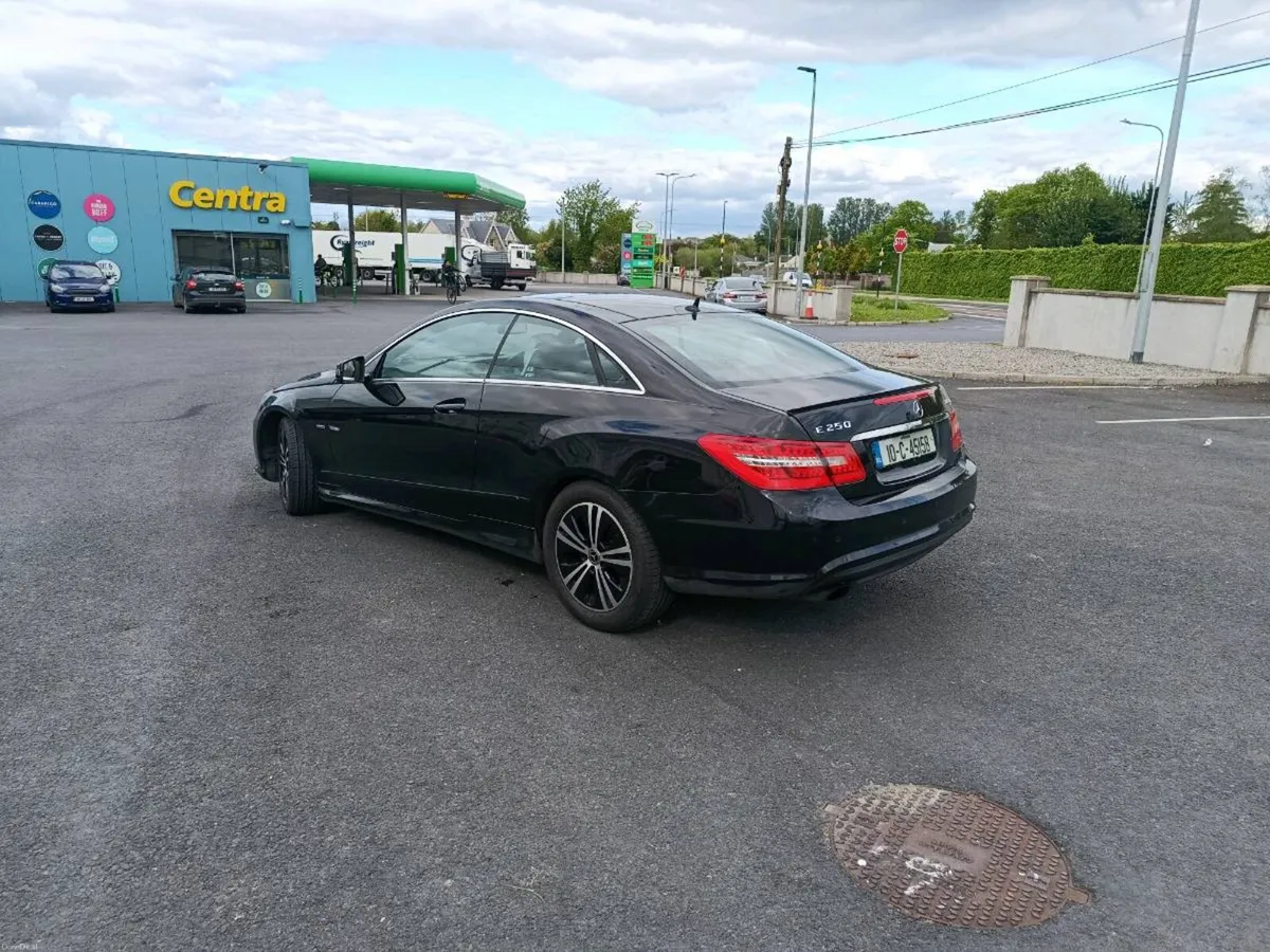 Mercedes E-Class E250 Coupe AMG - Image 4