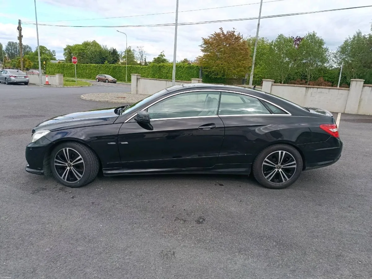 Mercedes E-Class E250 Coupe AMG - Image 3