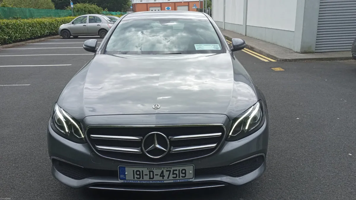MERCEDES-BENZ E CLASS E220D/2019/2.0 DIESEL/AUTO - Image 2