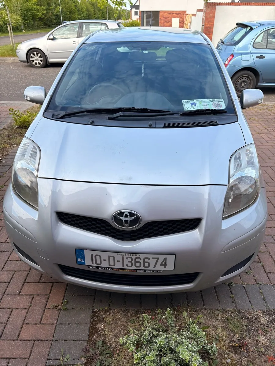 Toyota Yaris Vitz - Image 4