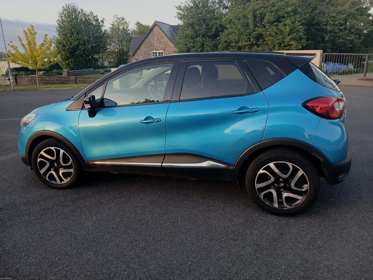 Beautiful Renault Captur, Low Mileage, Perfect - Image 2