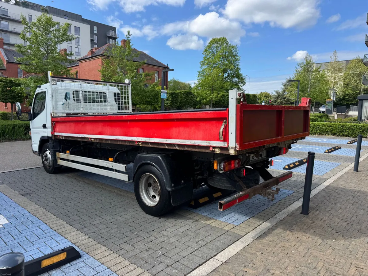 Mitsubishi Fuso 2018 - Image 4