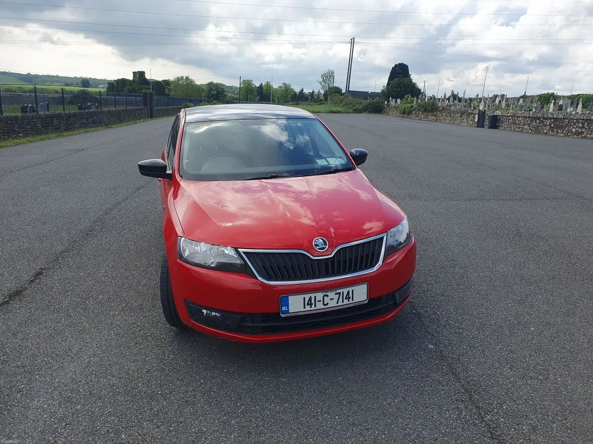 Skoda Rapid 2014 - Image 2