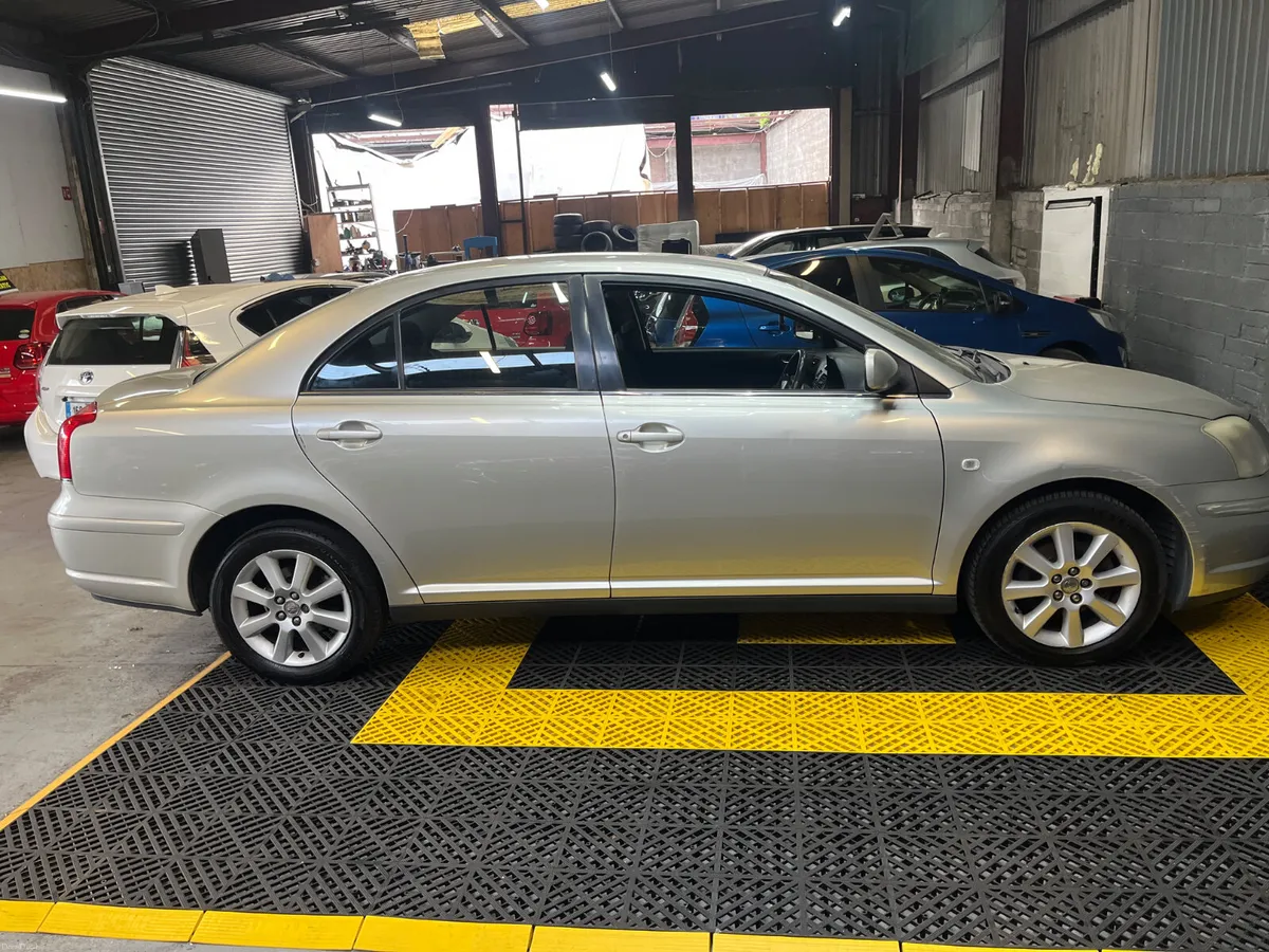 Toyota Avensis 2006 - Image 4