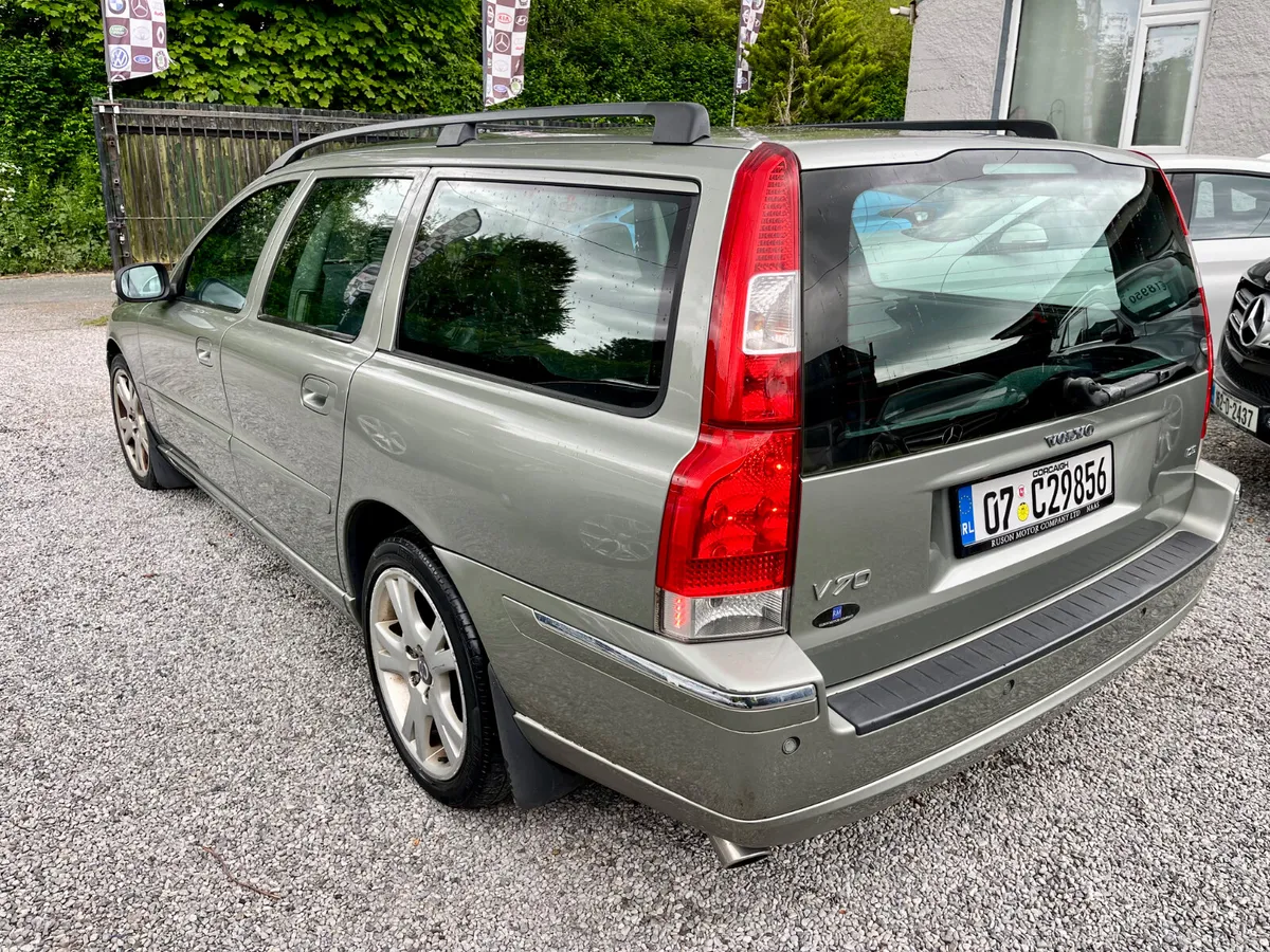 07 Volvo V70 2.4 Diesel Estate NEW NCT - Image 6