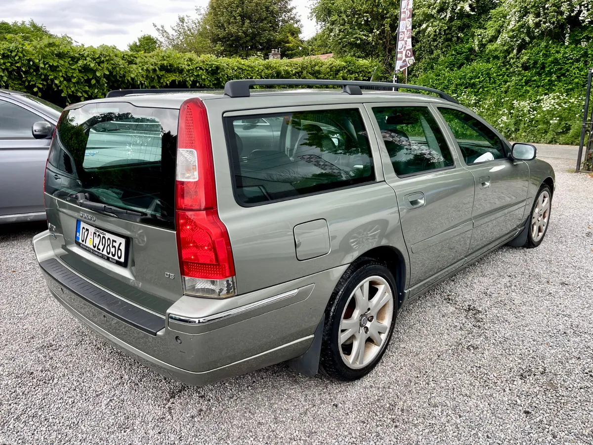 07 Volvo V70 2.4 Diesel Estate - Image 3